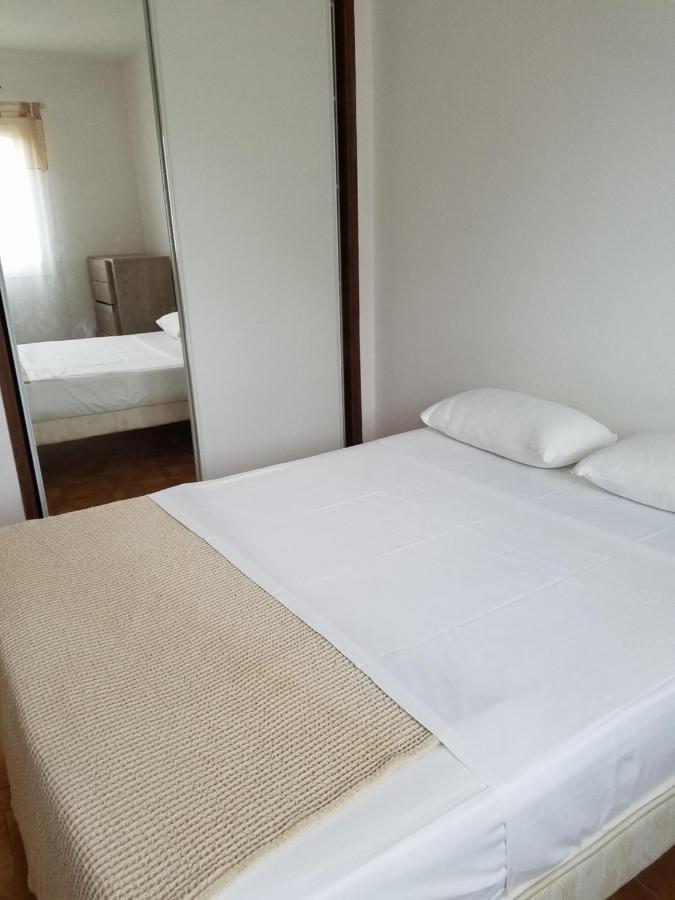 Chambres D Hotes A 20 Pas De La Plage Лучиана Екстериор снимка